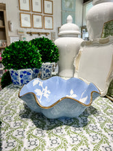Load image into Gallery viewer, Chinoiserie Dreams Scalloped Bowls with 22K Gold Accent