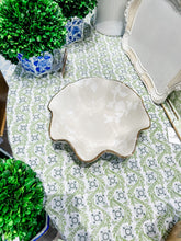Load image into Gallery viewer, Chinoiserie Dreams Scalloped Bowls with 22K Gold Accent