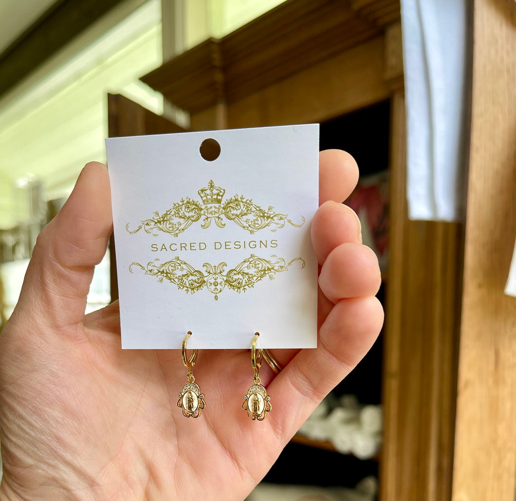 Dainty Mary earrings/small- Sacred Designs