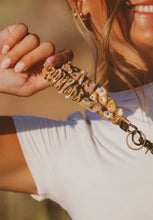 Load image into Gallery viewer, Andi Keychain wristlet
