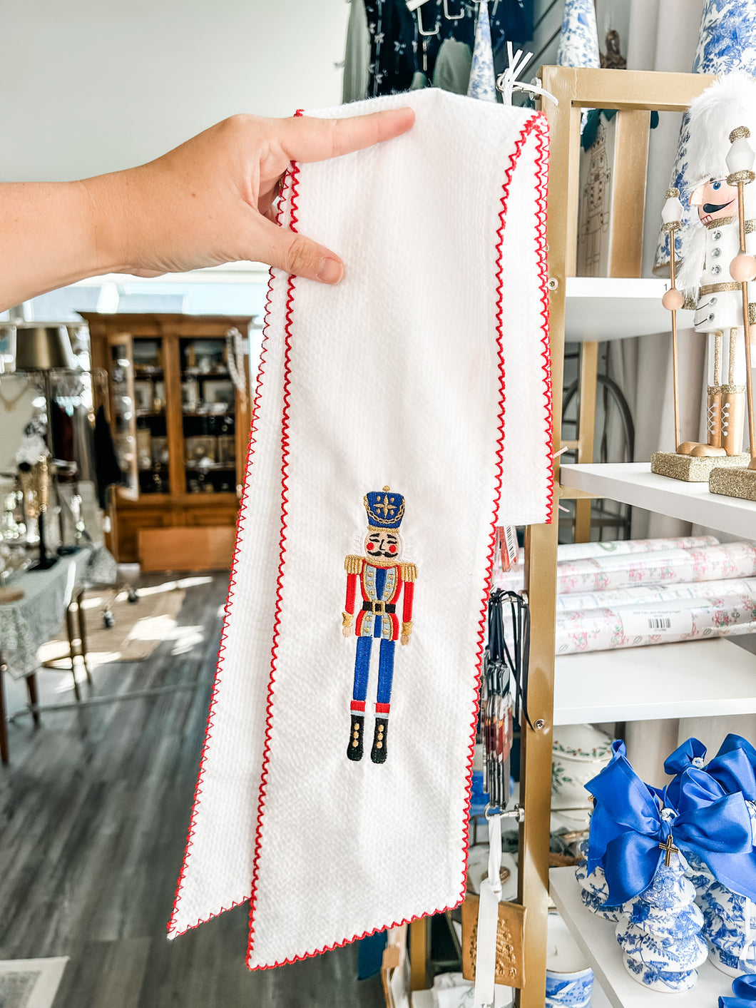 Nutcracker Wreath Sash - Toupelo Crafts