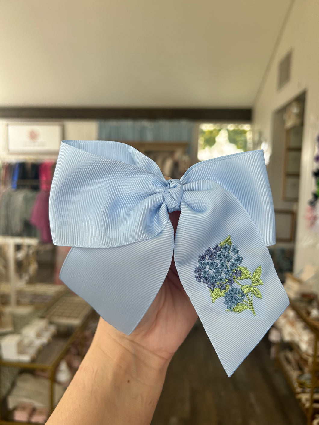 Hydrangea bow - Toupelo Crafts