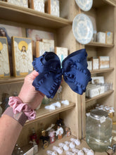 Load image into Gallery viewer, Ruffle lined bow - Toupelo Crafts
