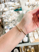 Load image into Gallery viewer, Bangle style French Vintage Watch - KOF
