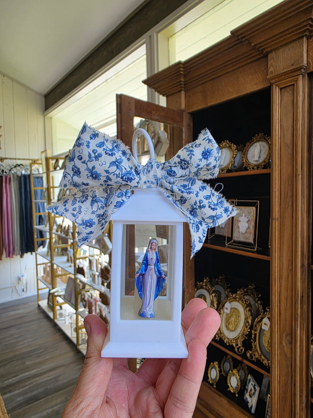 Mary lantern ornament - Grace and Mercy Co