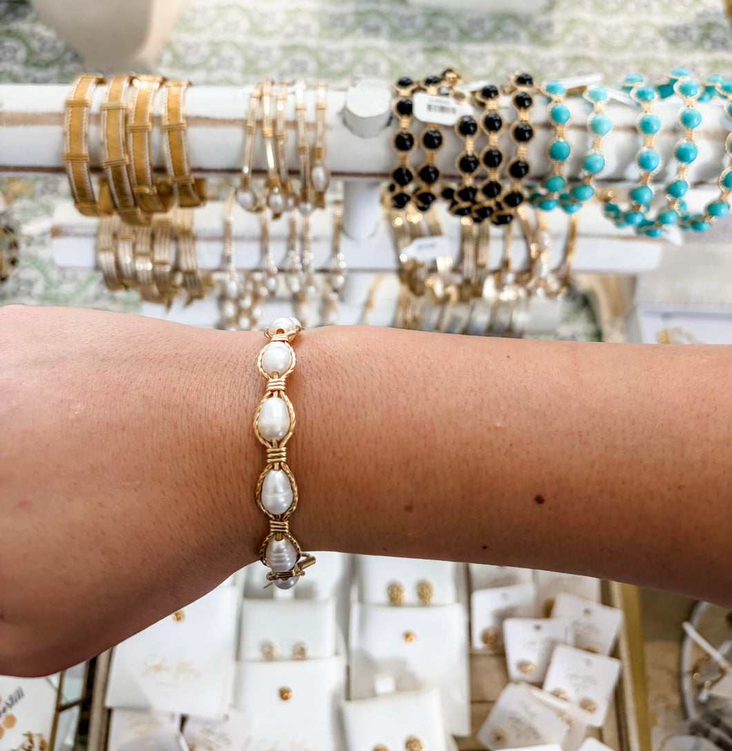 Full pearl all gold - Q’s Jewelry Design