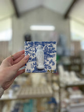 Load image into Gallery viewer, 4x4 Resin Mary Canvas - Mae Mae Art
