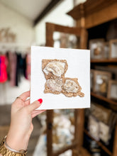 Load image into Gallery viewer, La oyster - Sacred Designs
