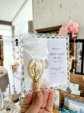 Load image into Gallery viewer, Lamp finials- By Bee Still Design
