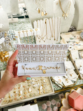 Load image into Gallery viewer, Scapular bracelet - Sophie Mo’s
