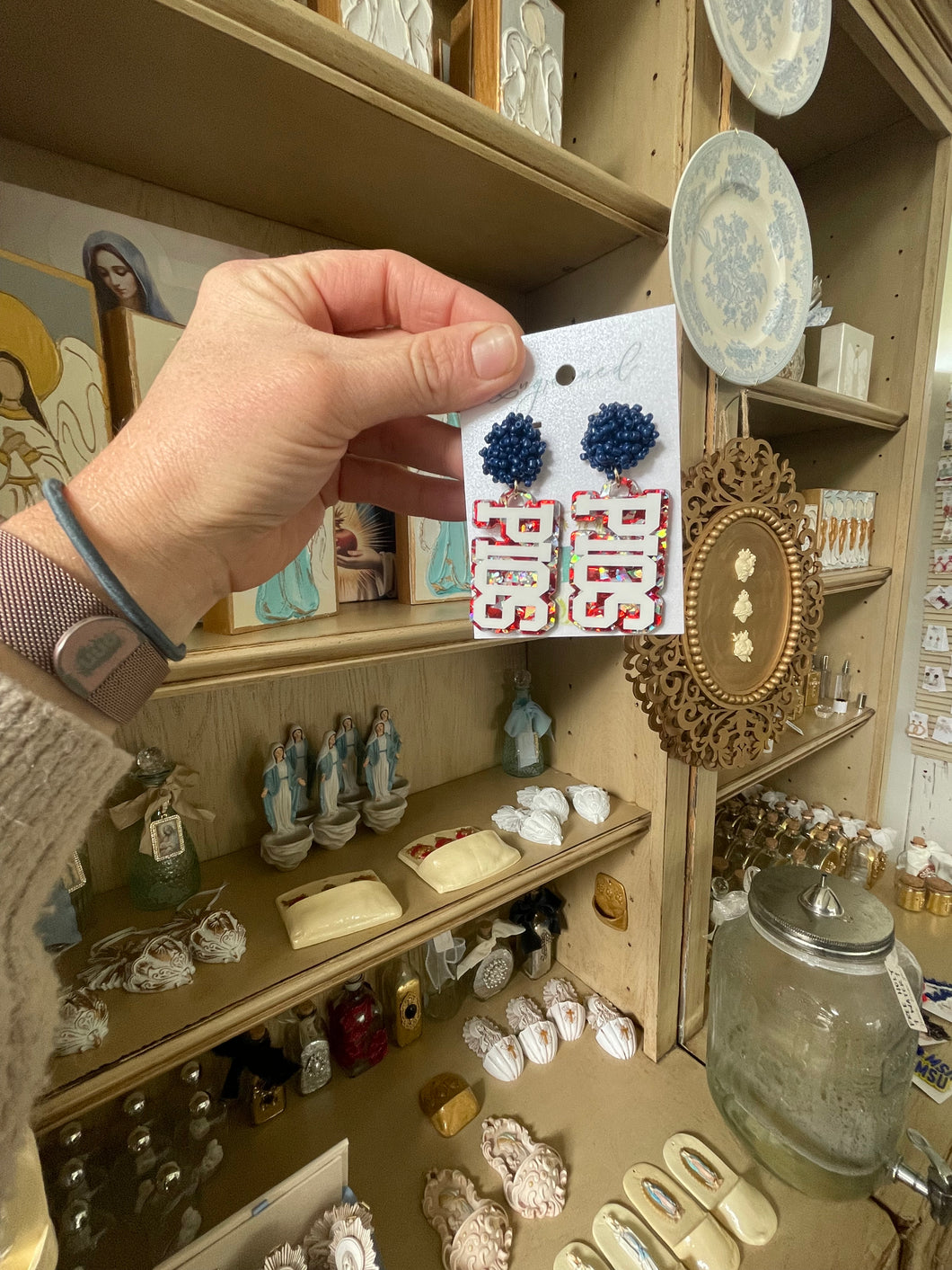 Pios Earrings - Engrained