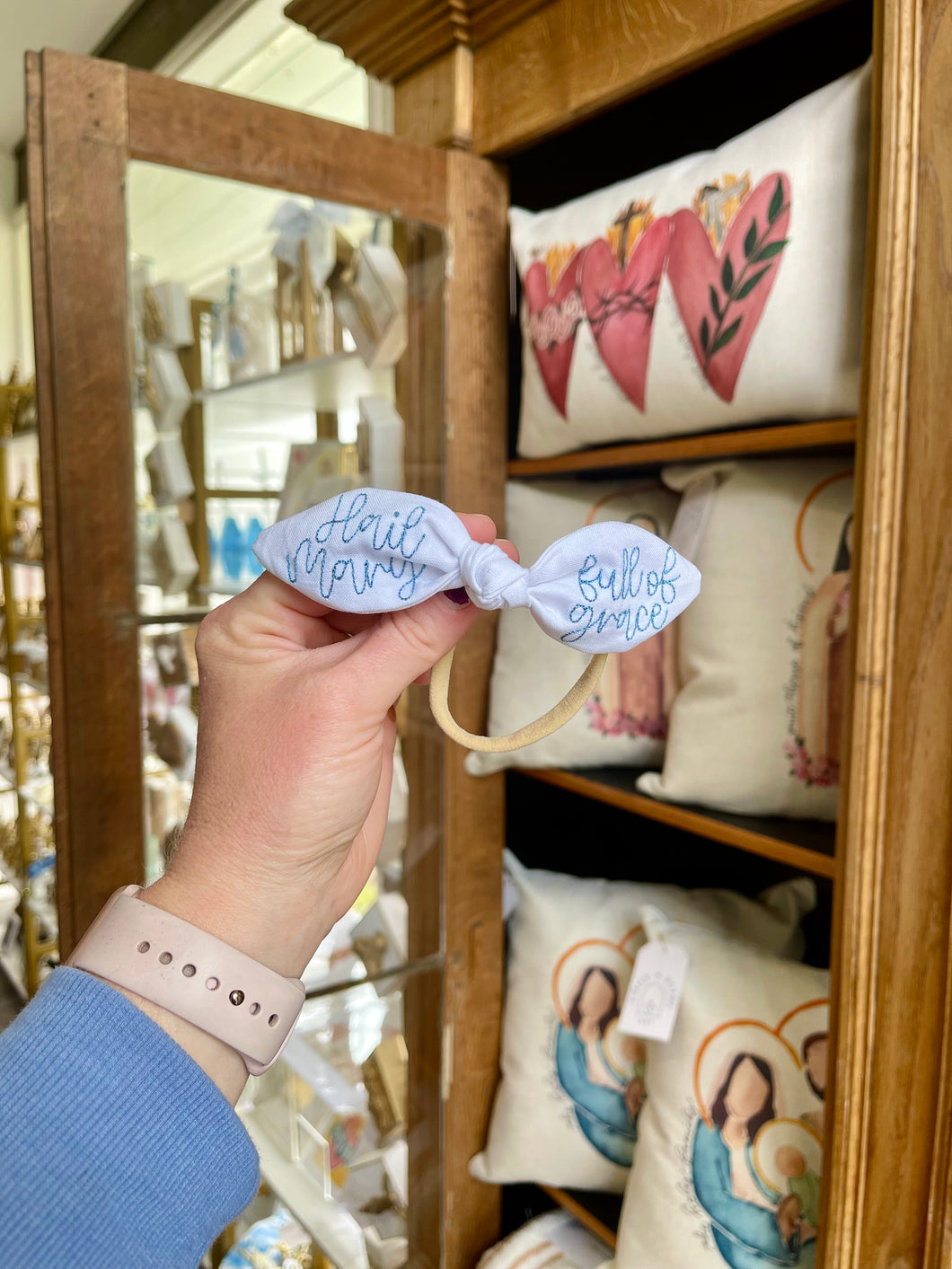 Hail Mary baby Bow - Toupelo Crafts