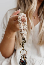 Load image into Gallery viewer, Andi Keychain wristlet
