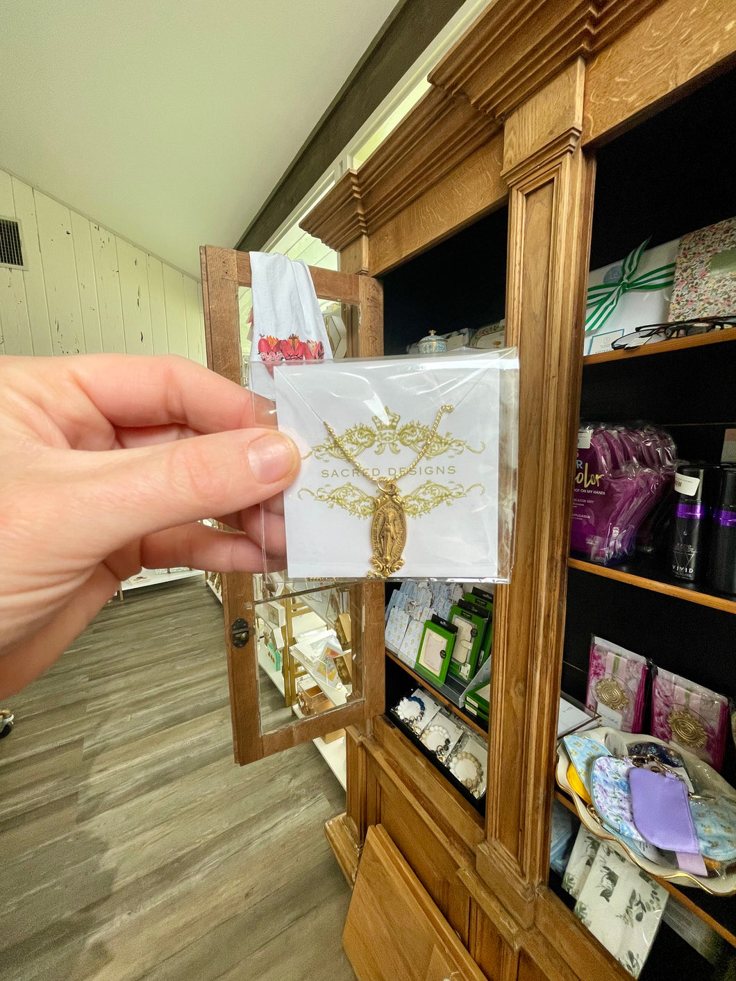 Miraculous  Mary necklace - Sacred Designs