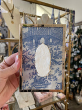Load image into Gallery viewer, Gold Floating Frames - Mae Mae Art
