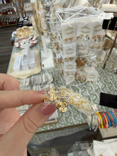 Load image into Gallery viewer, Mary heart / butterfly ring - Sacred Designs
