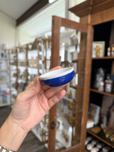 Load image into Gallery viewer, Trinket Dish Blue and White - Jour Trois
