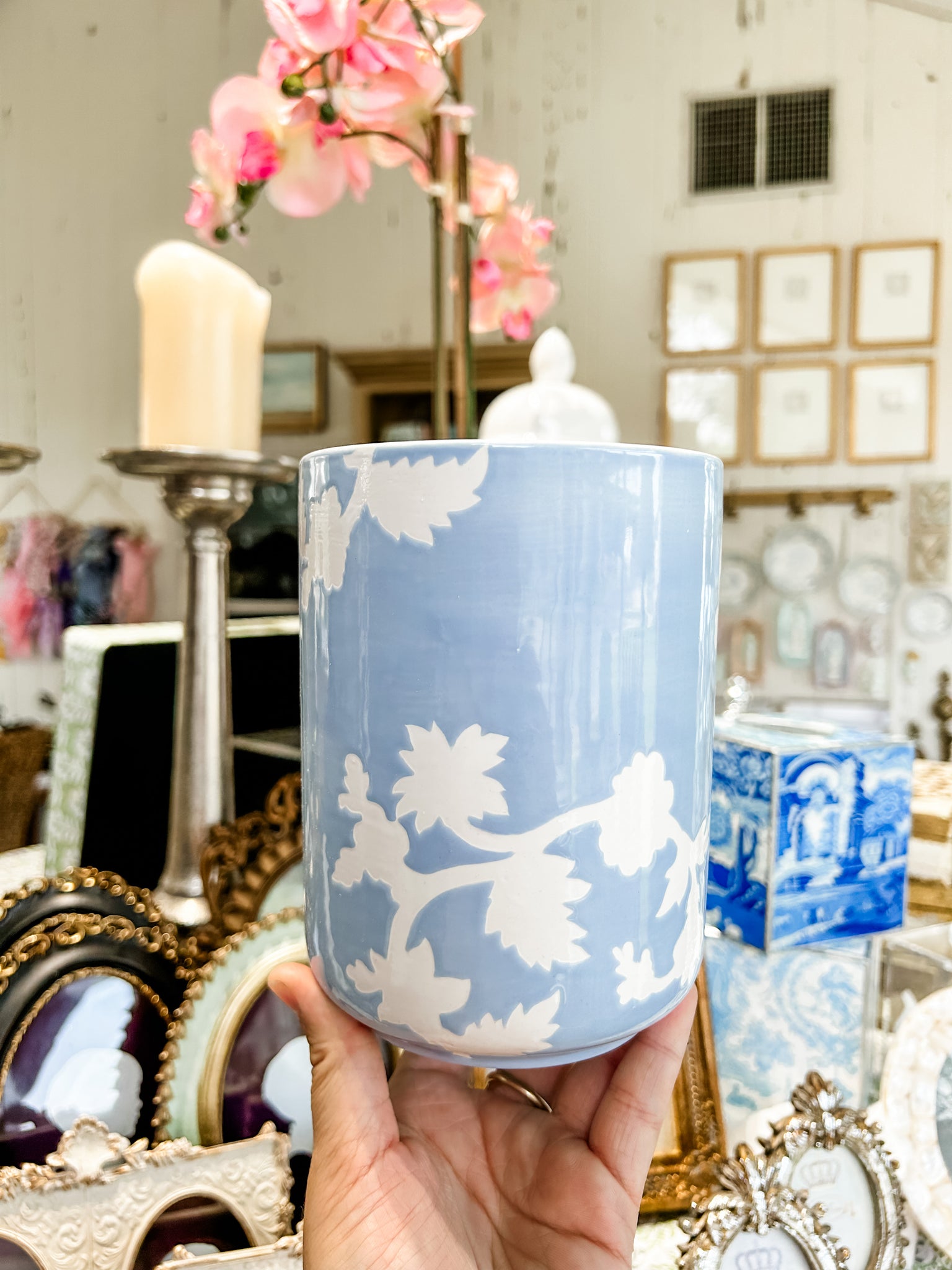 Decorative Object - Chinoiserie Dreams Large Vase & Utensil Holder - Beige