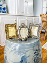 Load image into Gallery viewer, Picture frame C
