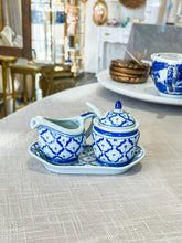 Load image into Gallery viewer, Blue and white creamer,sugar, and tray set
