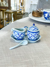 Load image into Gallery viewer, Blue and white creamer,sugar, and tray set
