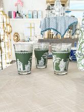 Load image into Gallery viewer, Green Wedgwood set of 8 drinking glasses
